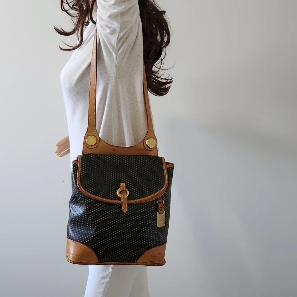 Vintage Dooney and bourke Black /Tan leather Shoulder bag - Picture 2 of 13